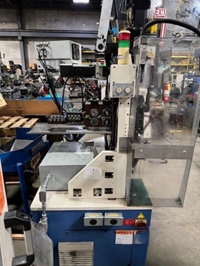Nucoil, cnc computerized spring machin, with horizontal unwinder - Image 1