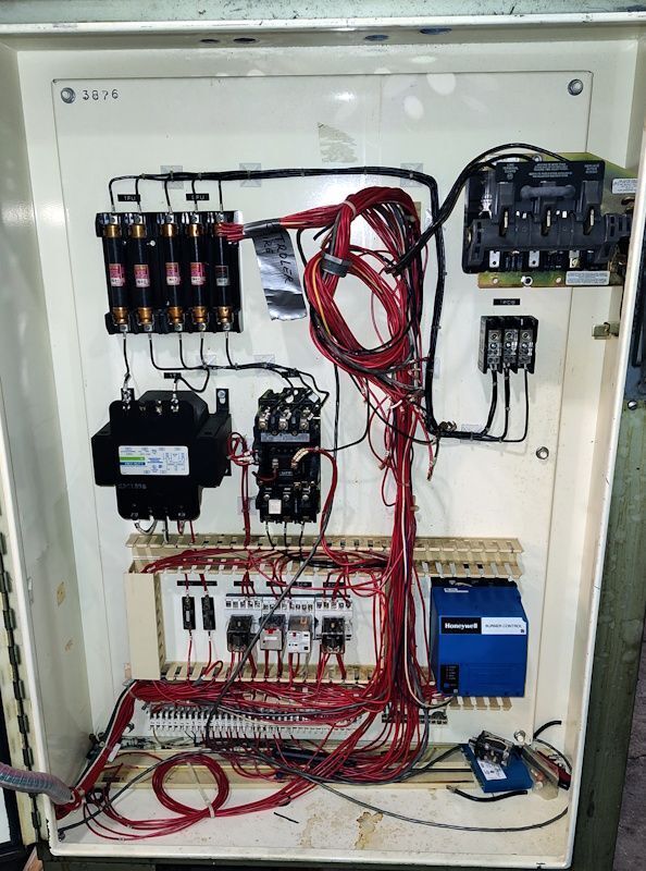 24" width x 36" D x 24" H Lindberg #93-243624-G14, gas fired temper furnace, 1400°F, 400000 BTU/HR, vertical - Image 10