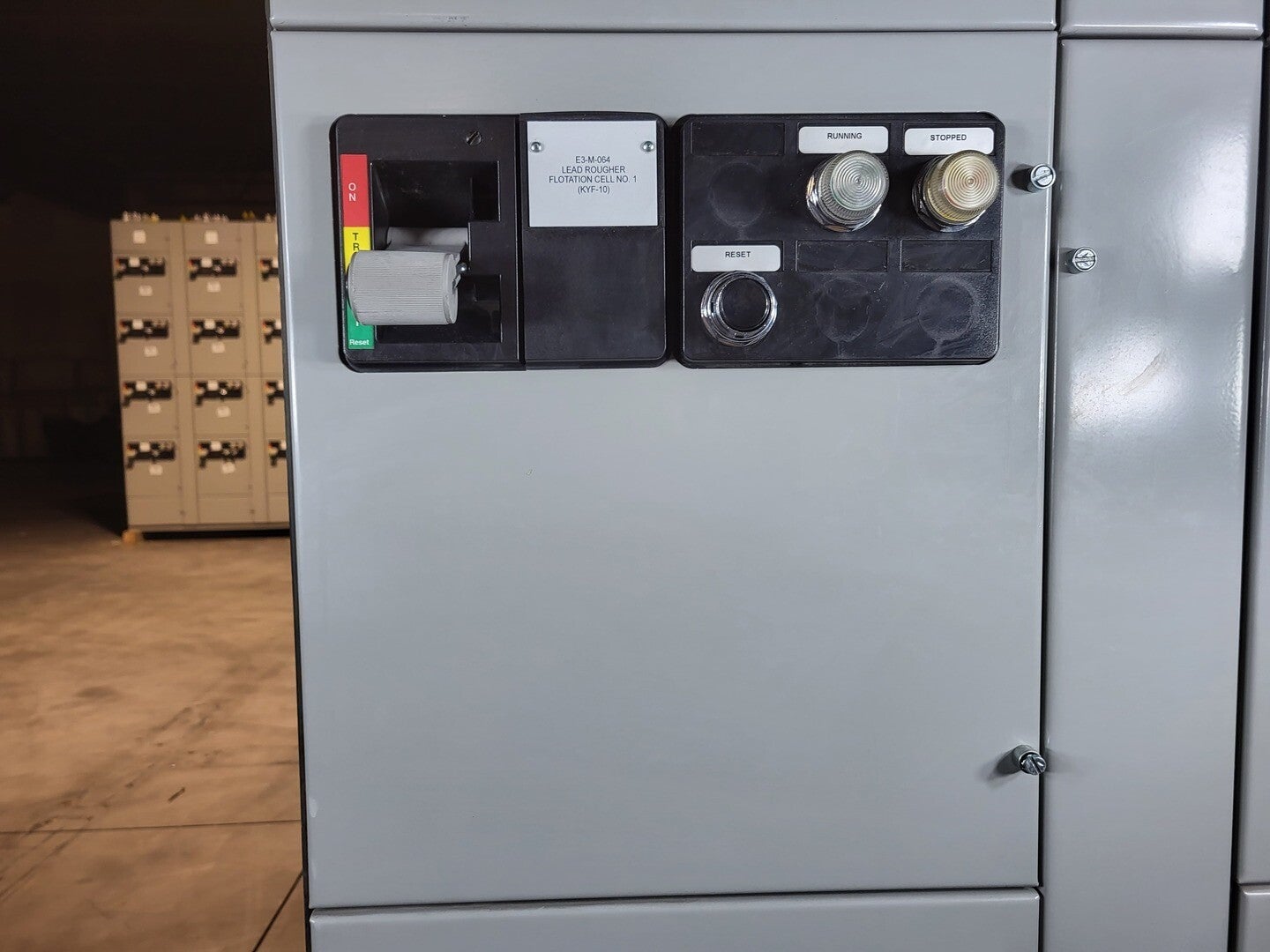 30 HP Eaton #HMCP, FVNR Motor Starter, Size 3, 600 Volts, 100 amps, 3PH, (3 available) - Image 1