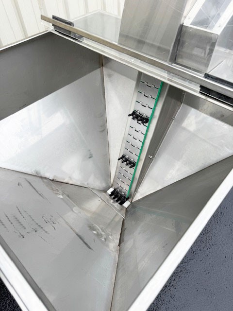 GAI #3001-Top, 16 Valves Triblock Bottle Sparger, Filler, Corker with Cork Feed System - Image 9