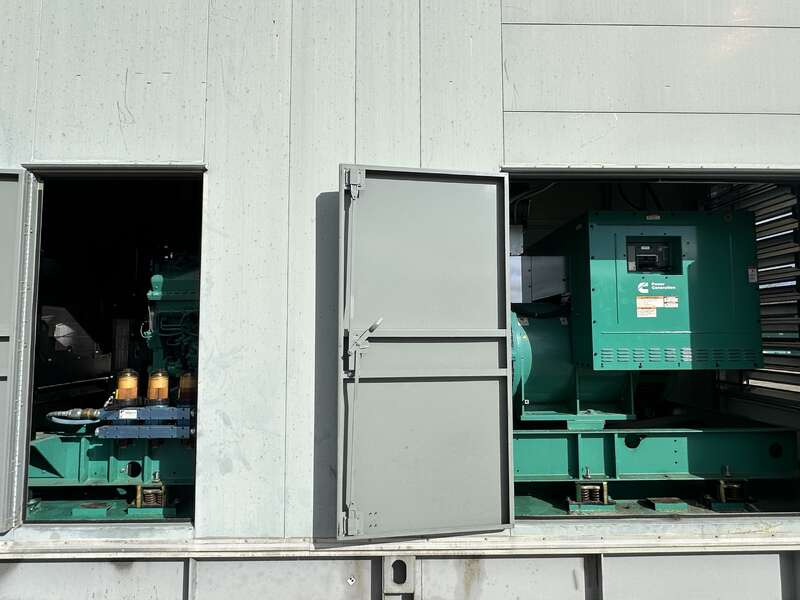 1500 KW Cummins #DQGAB, diesel generator set, 277/480 Volts, 230 hours, 2220 HP @ 1800 RPM, QSK50-G4 engine - Image 6