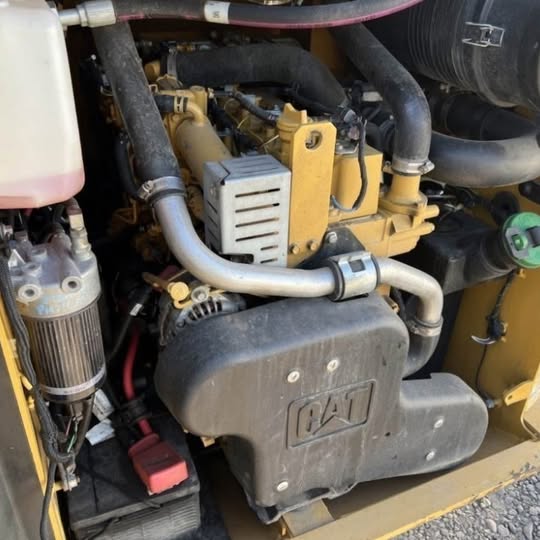 Caterpillar #242D, Jobber XL, skid steer, diesel, 2014 - Image 9
