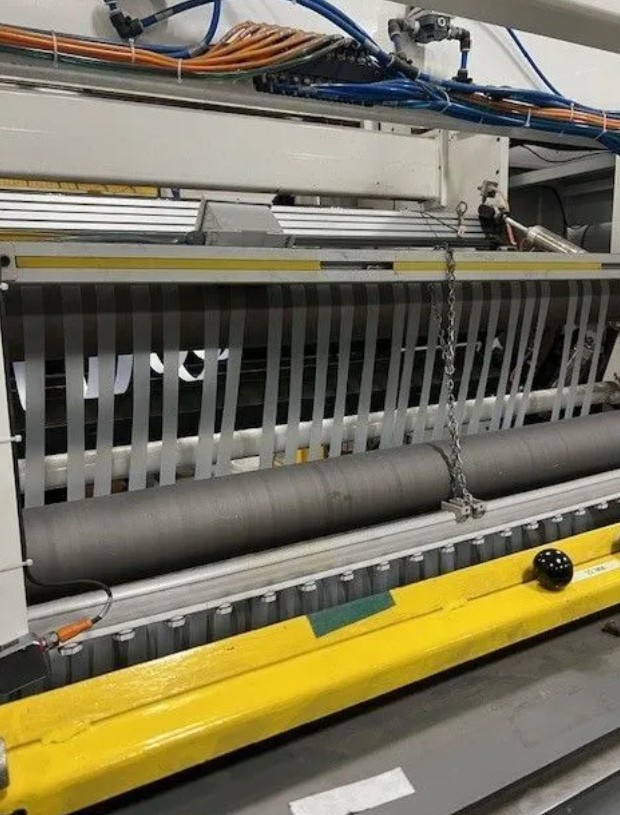 Catbridge #344-MC-18, 55" wide duplex turret slitter rewinder with core loading, shaftless floor pick-up, 2018 - Image 4