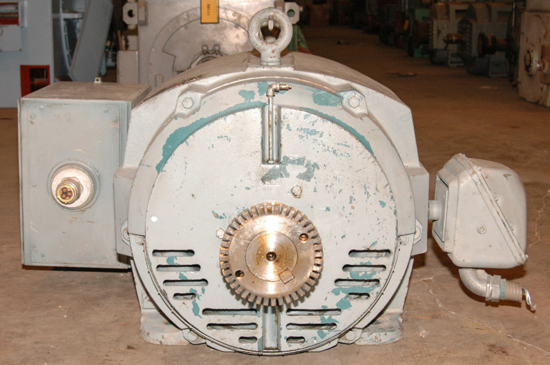 900 HP 1800 RPM Reliance, Frame 5012Z, weather protected enclosure type 1, BB, 2300/4000 Volts - Image 1