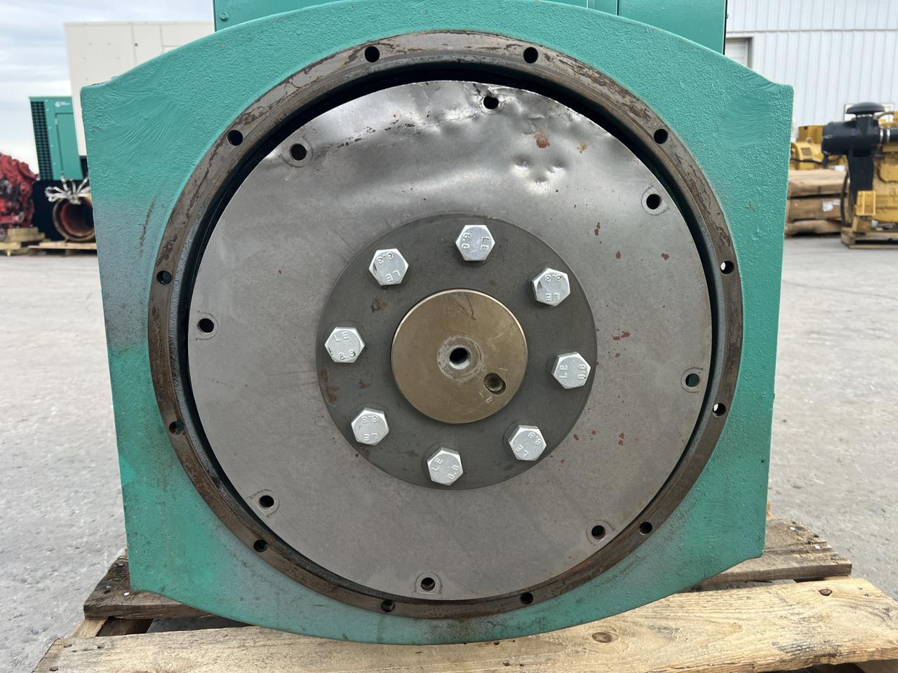 350 KW, Onan, Cummins #350DFCC-40176F, generator end with controller & breaker, 120/208 Volts, 649 hours, 1991 - Image 4