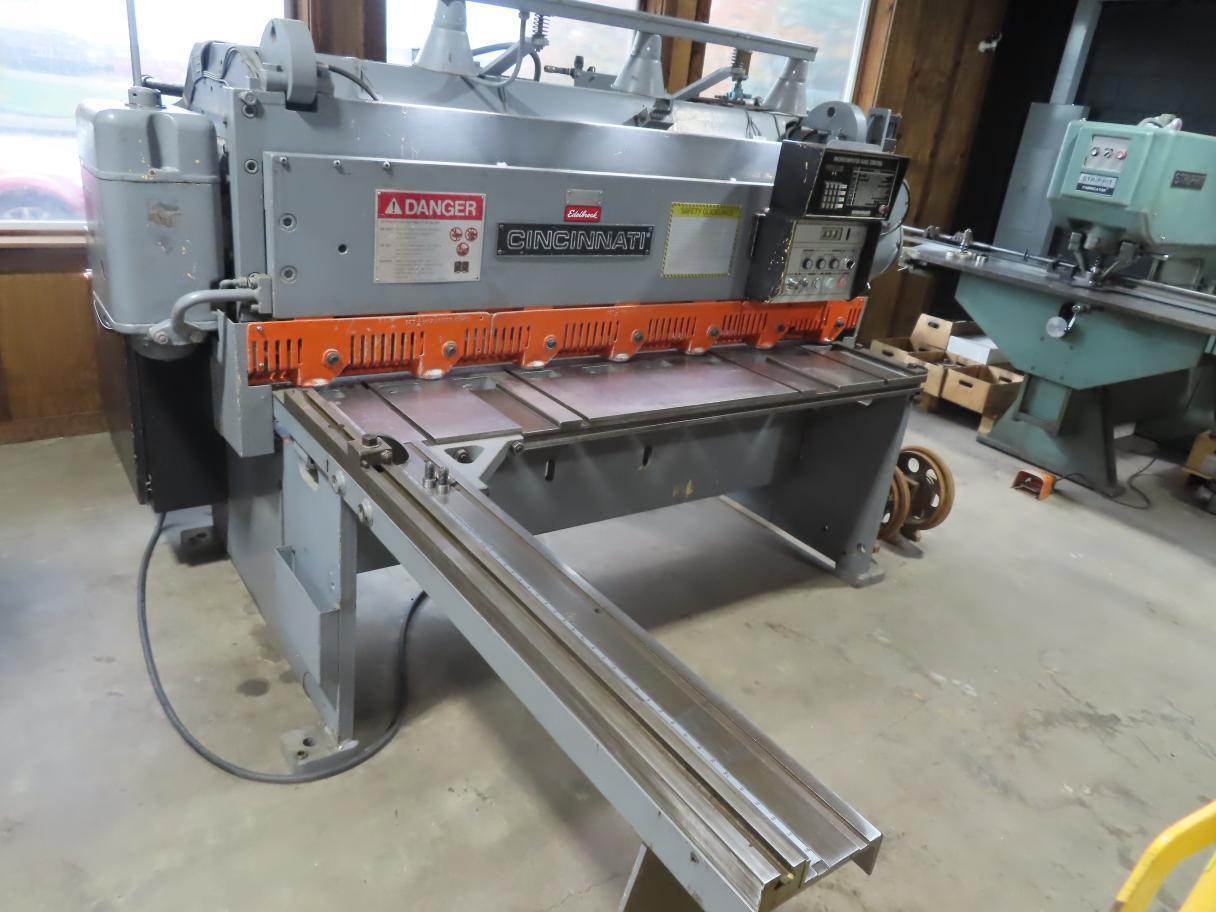 10 gauge x 6' Cincinnati #1006R, Power Squaring Shear, 75" Blade, 7 Hold Downs, 7.5 HP, 22-11 amps, 230/460 - Image 1