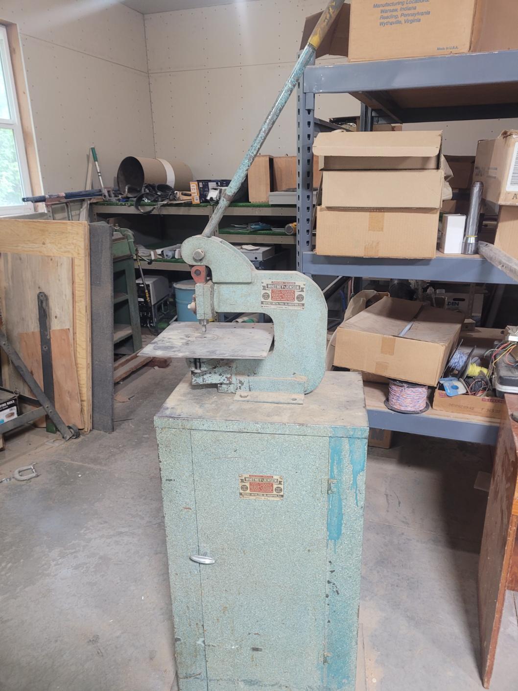 4 Ton, Whitney -Jensen #118, Manual Sheet Metal Punch, 24-gauge, 3/4" stroke, 1" punch shank, 3/4" die space - Image 2