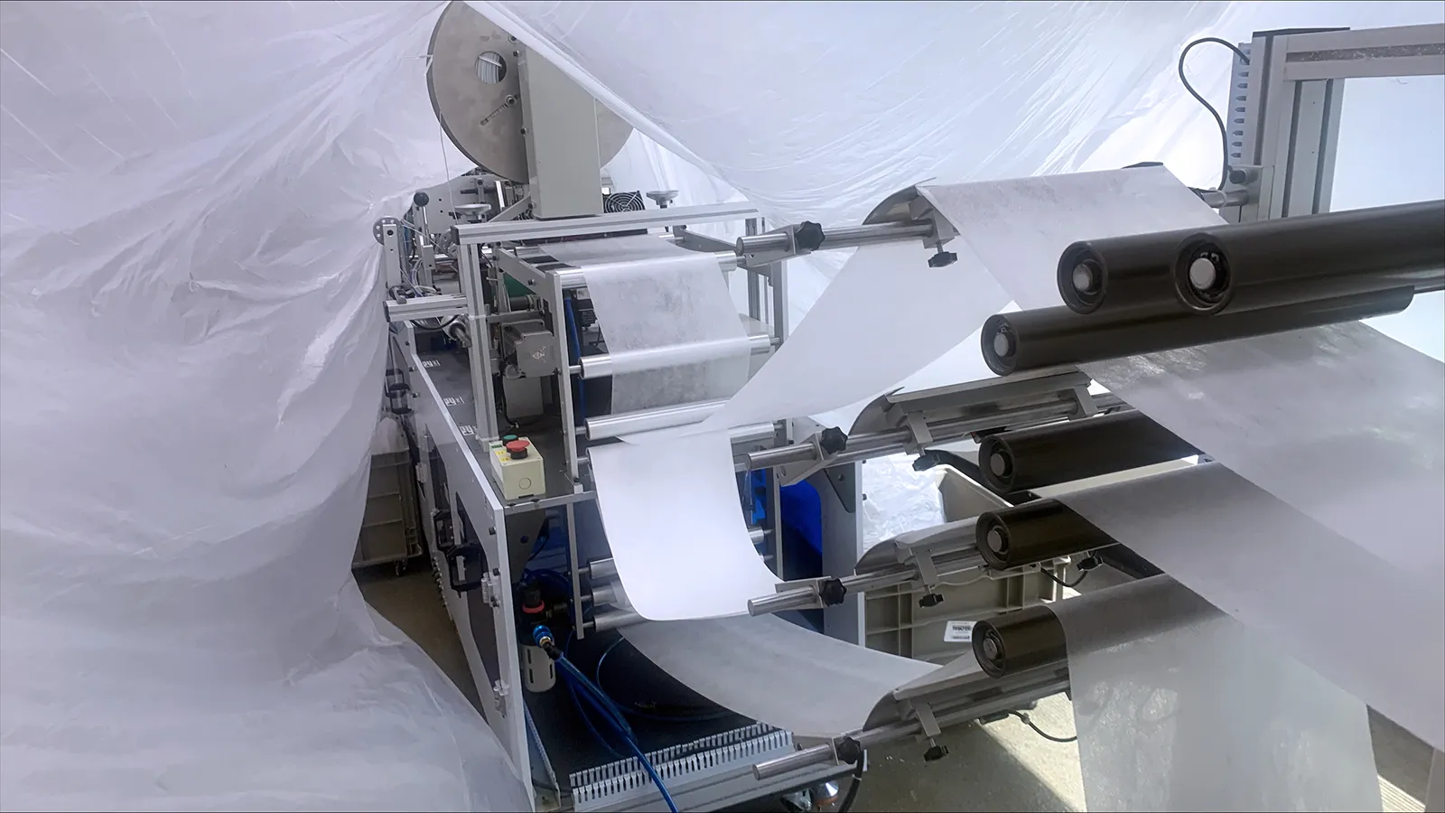 KYD #TLC09, N95 mask making machine, 50-60 pc/min, fully automatic, 2020 - Image 3