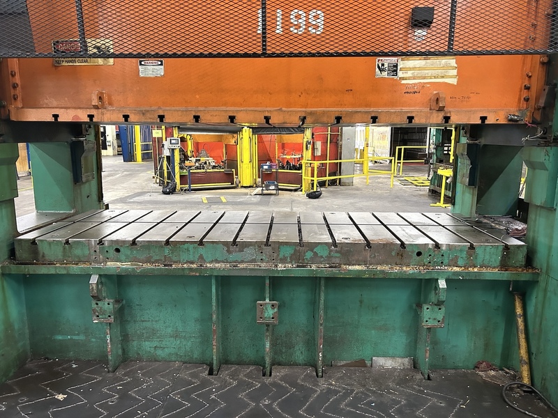 286 Ton, Stamtec #STD-260-380-125, Press, 7.9" stroke, 35.4" Shut Height, 159.6" x 49.2" tbl, 25 SPM, 141.7" - Image 10