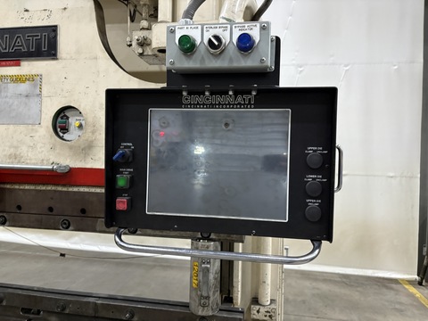 175 Ton, Cincinnati #175FMIIx6', hydraulic press brake, 6' overall - Image 2