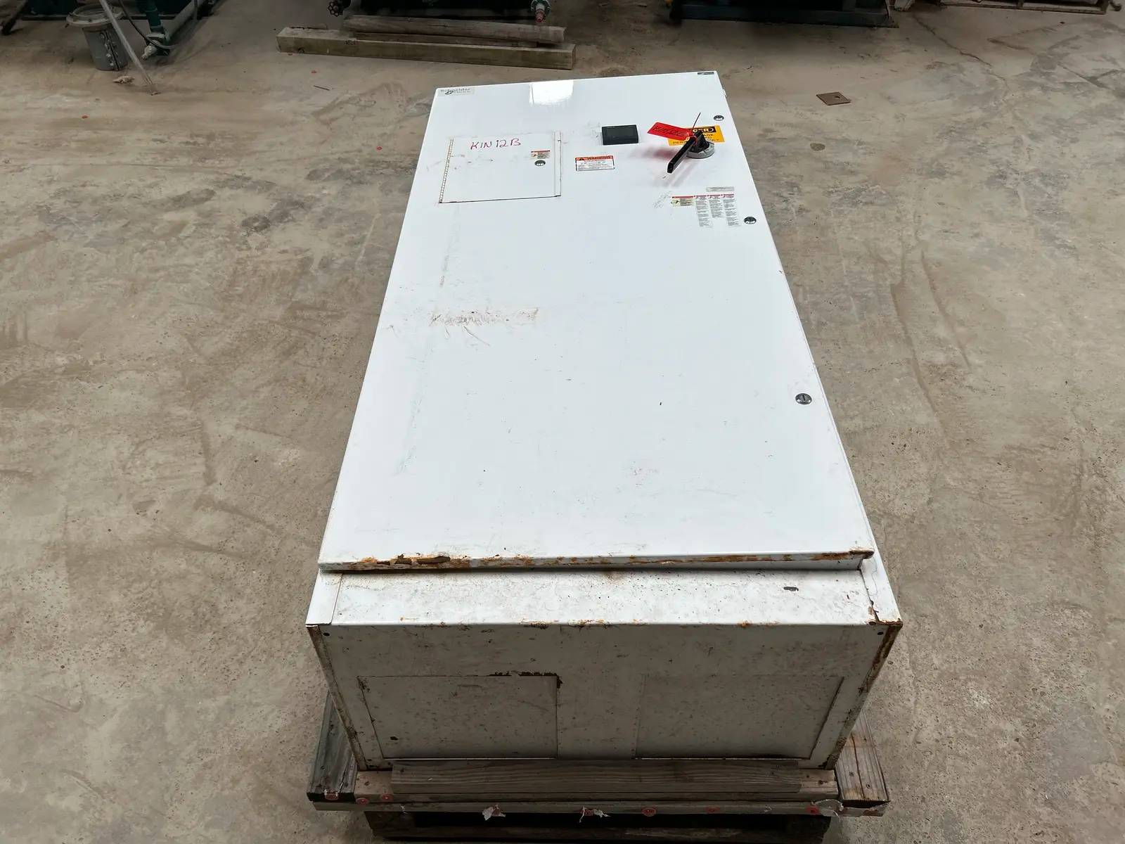 Schneider Electric, Solid State Screw Compressor Motor Starter, 400 HP, 460 Volts, 60 Hz, 3PH, 2015 - Image 3