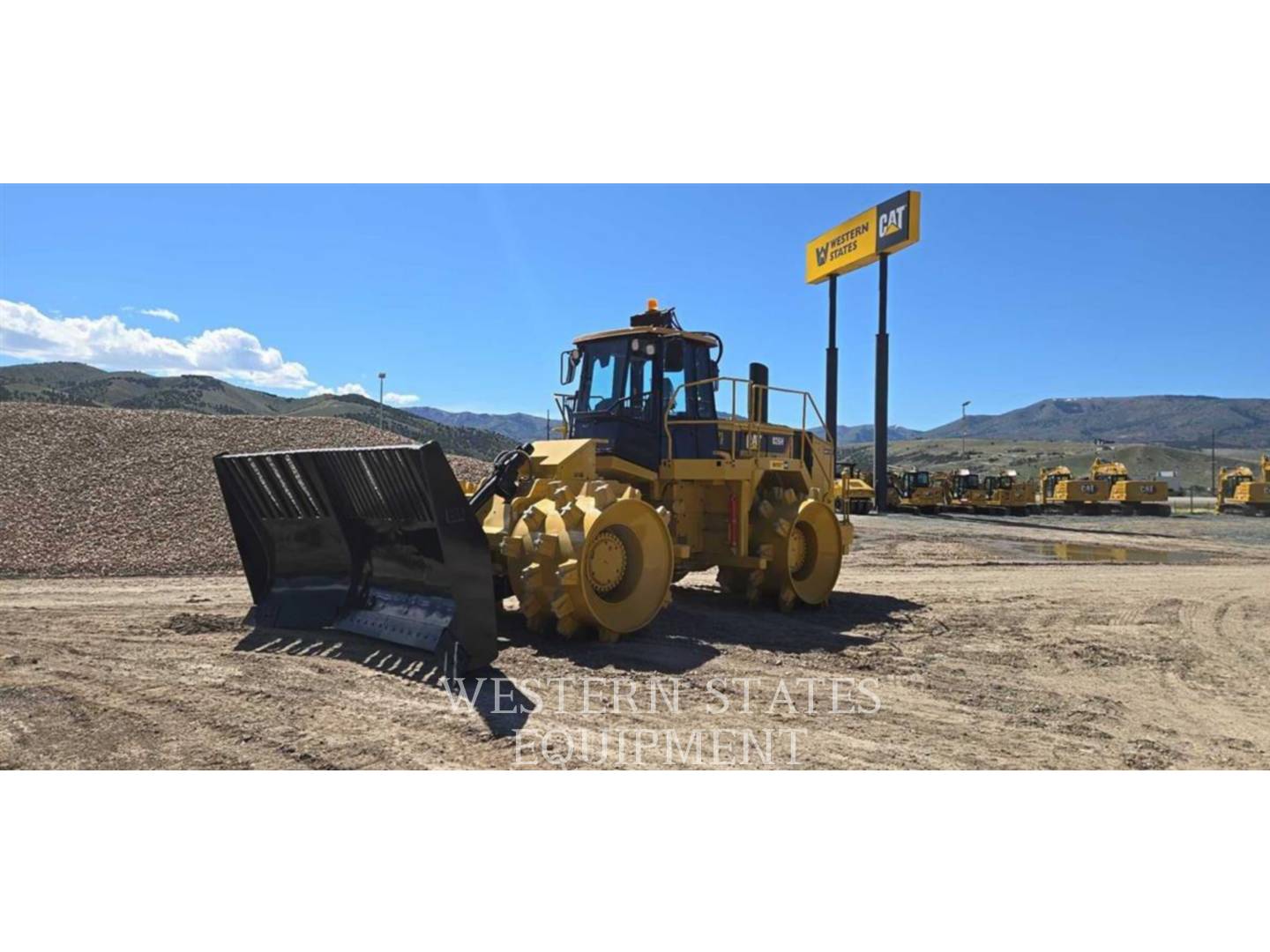 Caterpillar 826H, Compactor, 18422 hours, S/N: AWF00437, 2008 - Image 1