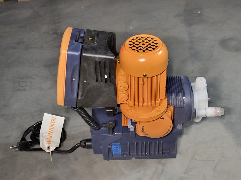 Prominent #S1CBH12017PVTS000UD110S0EN, Metering Pump Sigma X Control, 21 l/h dosing rate, 145 psi, 0.11 KW - Image 4
