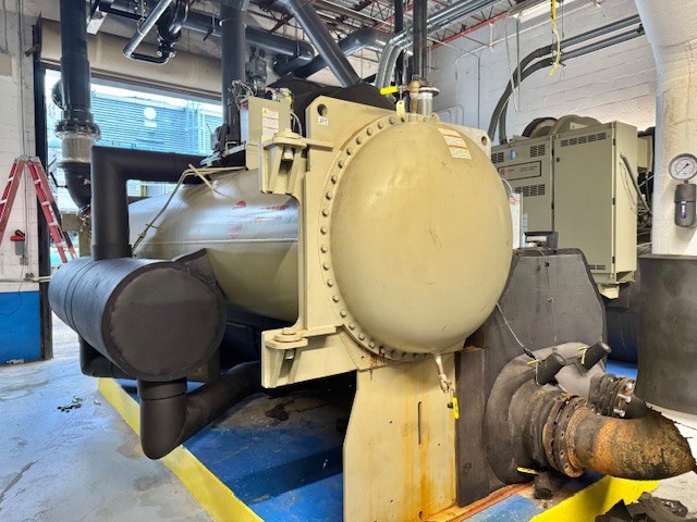 770 Ton, Trane chiller, 2016 - Image 3
