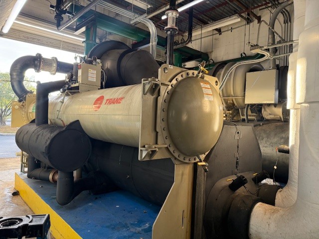 570 Ton, Trane chiller, 2016 - Image 4