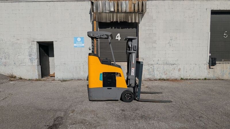 Dock Stocker, Jungheinrich #ETG216, 3000 lb., battery powered, 36 V., 188" lift, 2020 - Image 3