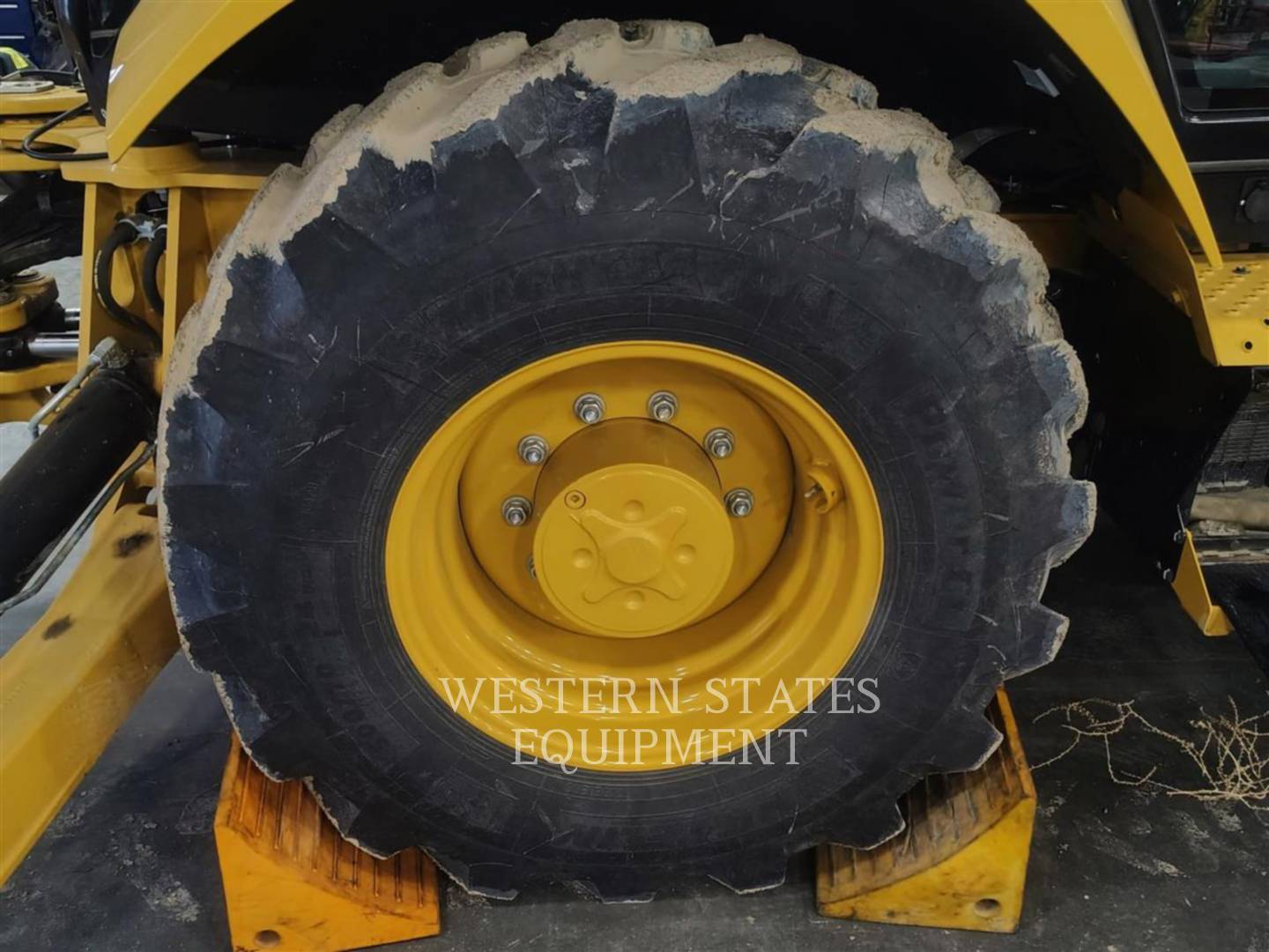 Cat 420, Backhoe Loader, 159 hours, S/N: H8T04752, 2024 - Image 8