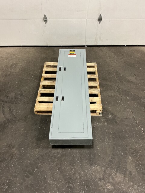 600 Amp. General Electric, AQF3426JBX Series II, panelboard, 4W, 120/208Y Volts, 3 phase - Image 2