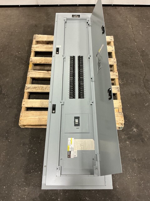 600 Amp. General Electric, AQF3426JBX Series II, panelboard, 4W, 120/208Y Volts, 3 phase - Image 3