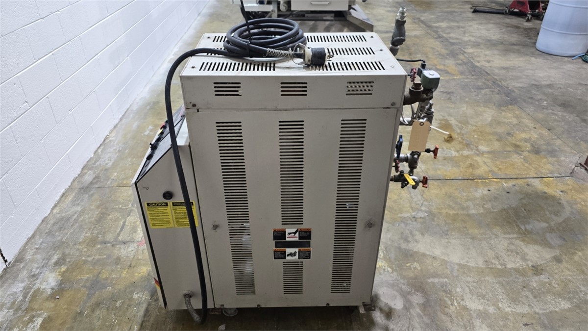 12 KW Sterlco #M2B2016-M1, thermolator, 100°F-550°F, 50 psi, 2 HP TEFC positive displacement pump - Image 6