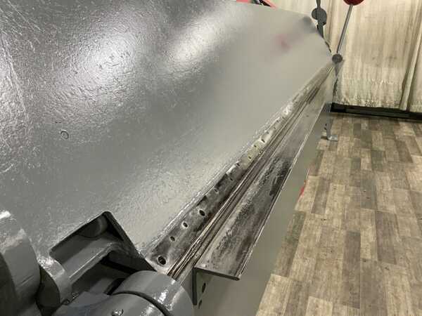 18 gauge x 12' Dreis & Krump #1218, apron brake, 2-1/4" max opening, 1" flange, 1/2" front-rear adjustment - Image 1