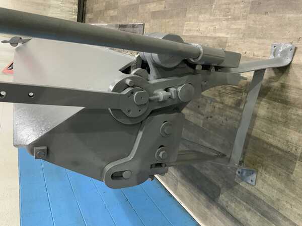18 gauge x 12' Dreis & Krump #1218, apron brake, 2-1/4" max opening, 1" flange, 1/2" front-rear adjustment - Image 3