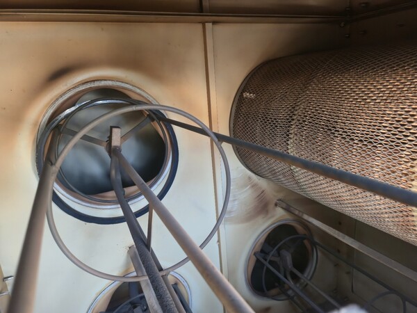 4000 cfm Microair #RP8, cartridge dust collector, Mitsubishi laser - Image 4