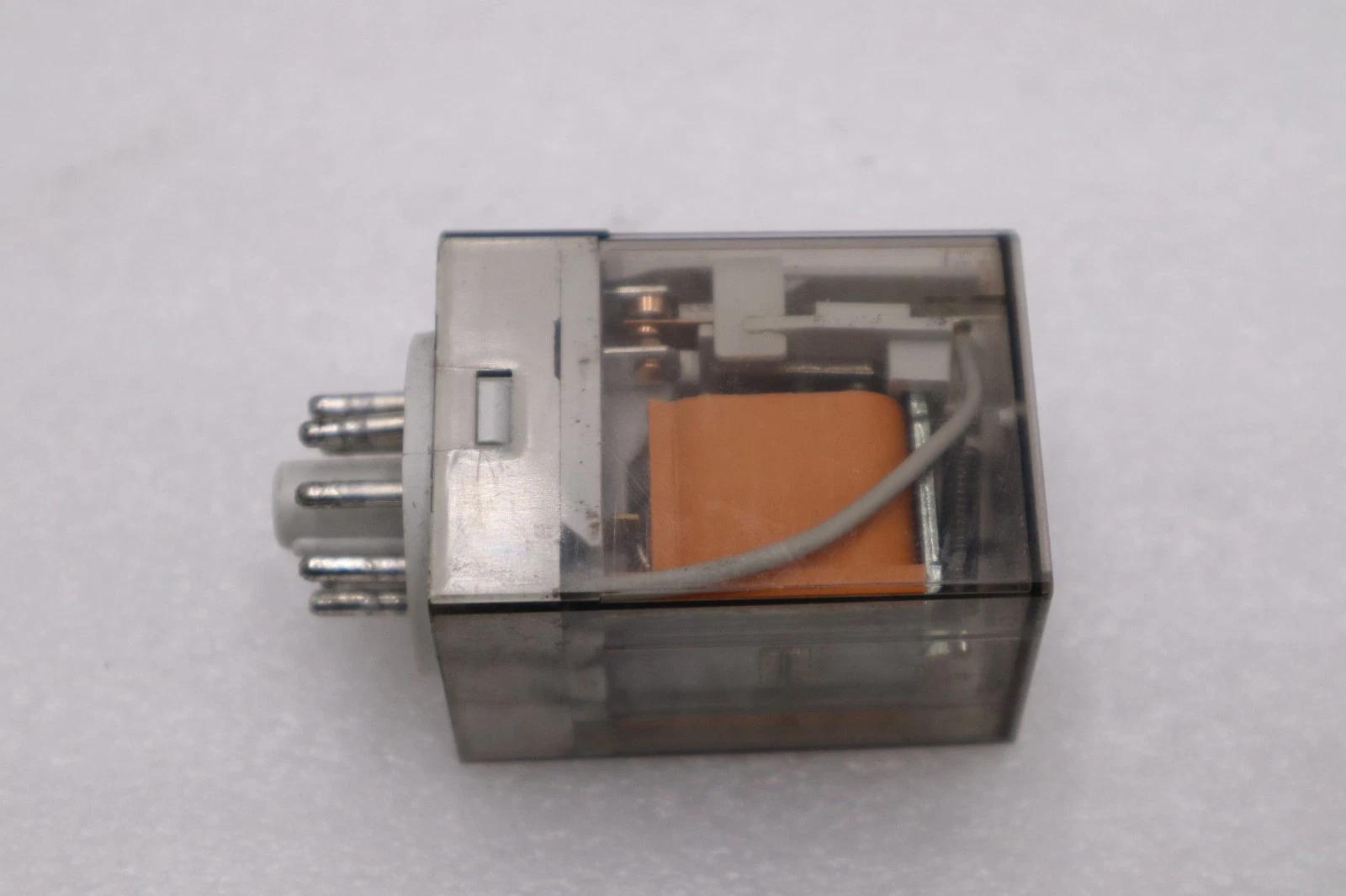 LOT OF 2 -- NEW OPEN BOX Allen-Bradley 700-HA32A1 Allen Bradley Relay STK H1526A - Image 3
