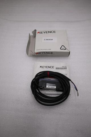 NEW OPEN BOX Keyence FS-V21RP Fiber Optic Sensor Amplifier STK H1545A - Image 1