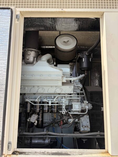 1000 KW Taylor #DS1000M, diesel generator set, 277/480 Volts, 2007 - Image 10