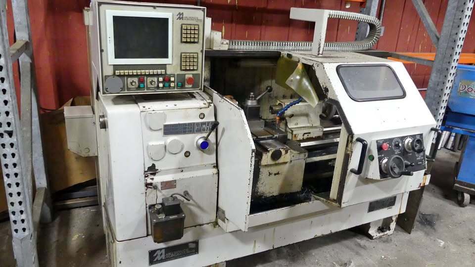 Milltronics #ML-17, CNC Lathe, 17.2" swing, 40" machining length, 2.7" bar, 12 HP, 2600 RPM, 2002 - Image 1