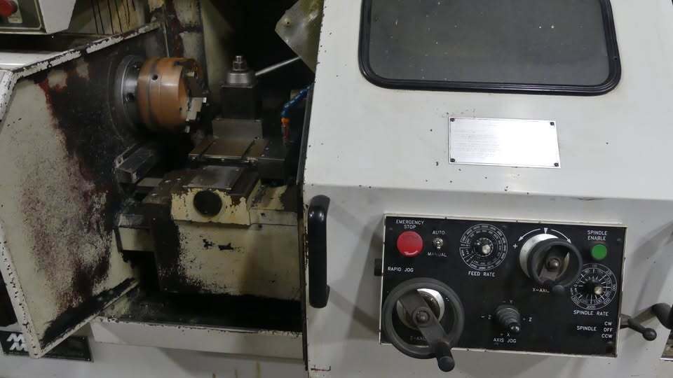 Milltronics #ML-17, CNC Lathe, 17.2" swing, 40" machining length, 2.7" bar, 12 HP, 2600 RPM, 2002 - Image 3