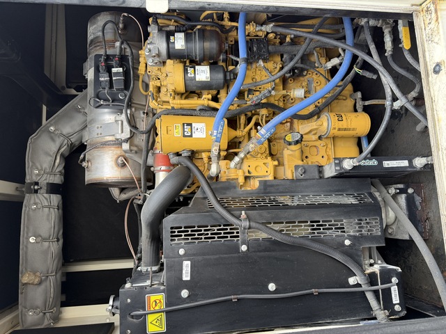 60 KW Caterpillar #APS60, Mobile Diesel Generator, 1800 RPM, 208/90 amps, 208/480 Volts, 6593 hours, 2014 - Image 7