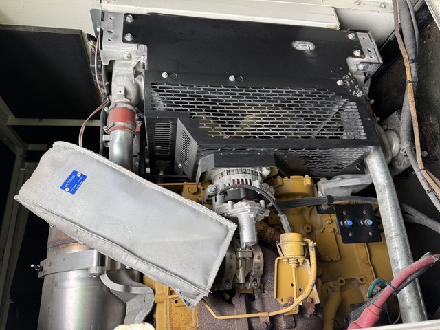 60 KW Caterpillar #APS60, Mobile Diesel Generator, 1800 RPM, 208/90 amps, 208/480 Volts, 6593 hours, 2014 - Image 9