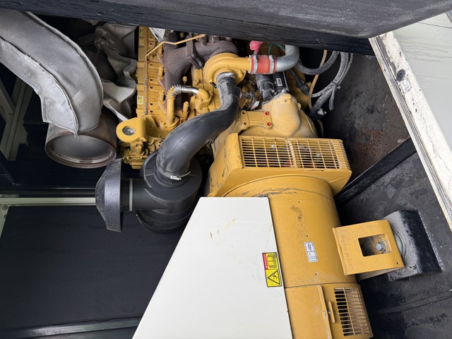 60 KW Caterpillar #APS60, Mobile Diesel Generator, 1800 RPM, 208/90 amps, 208/480 Volts, 6593 hours, 2014 - Image 10
