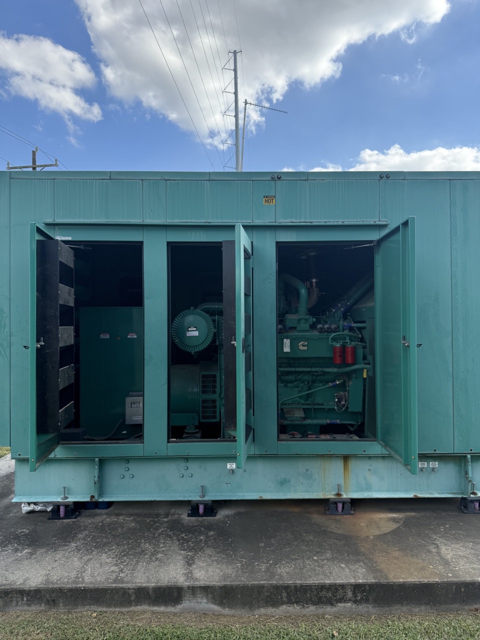 450 KW Cummins #450GFGA, Stationary Natural Gas Generator, 1800 RPM, 675 amps, 277/480 Volts, 205 hours, 2011 - Image 8