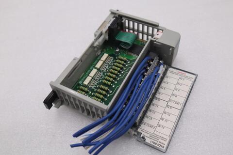 Allen-bradley 1769-iq16 series a input module stock #k-1567c - Image 1