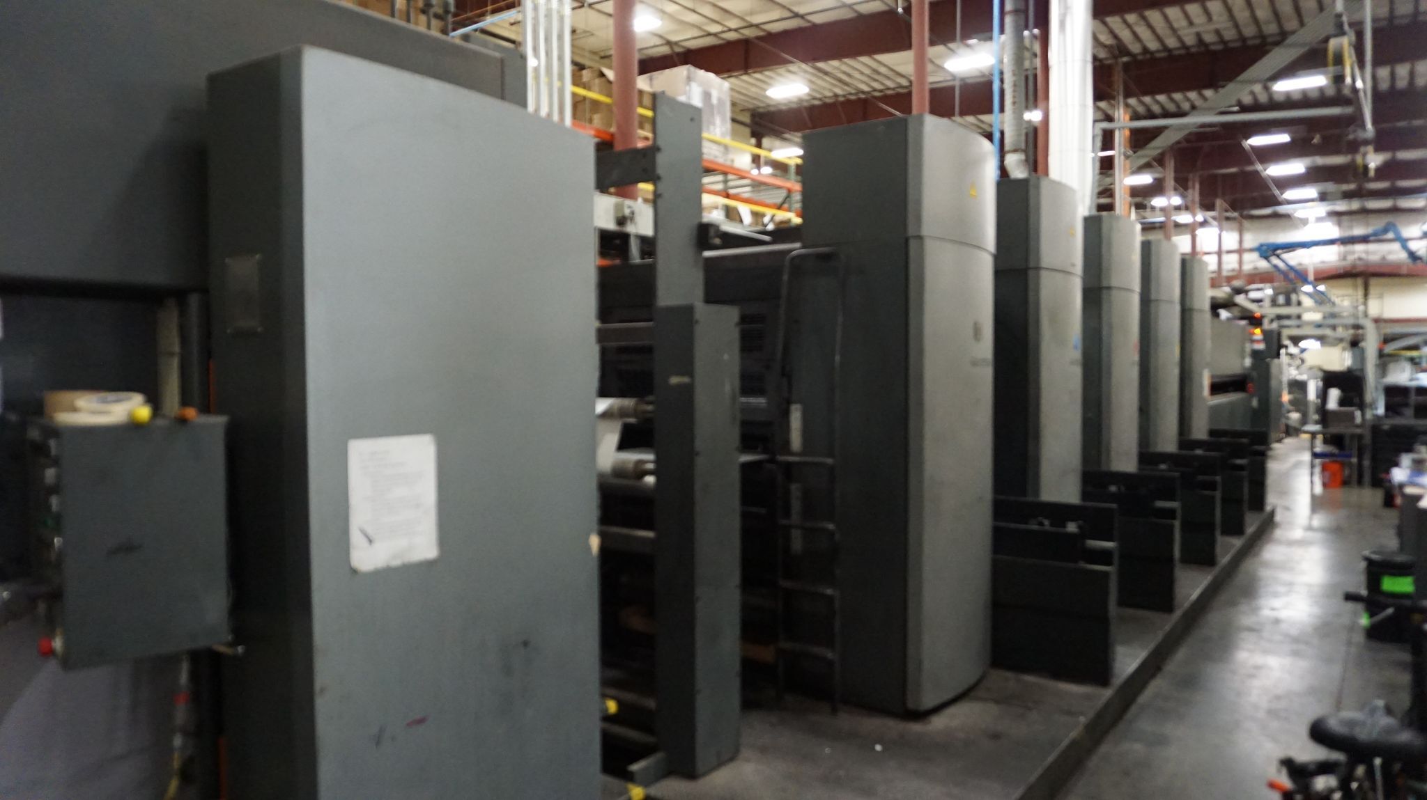 Heidelberg Harris #M600, Printing Units, 35-38" web, 22.75" & 23.56" cutoffs - Image 1