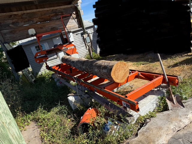 Wood-Mizer #LT-15, Electric Sawmill, 375 FPH, 176" blade, 19" wheels, 38 hours - Image 4