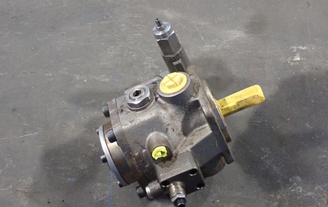 Rexroth #R900580383, Vane Pump, 160 bar - Image 1