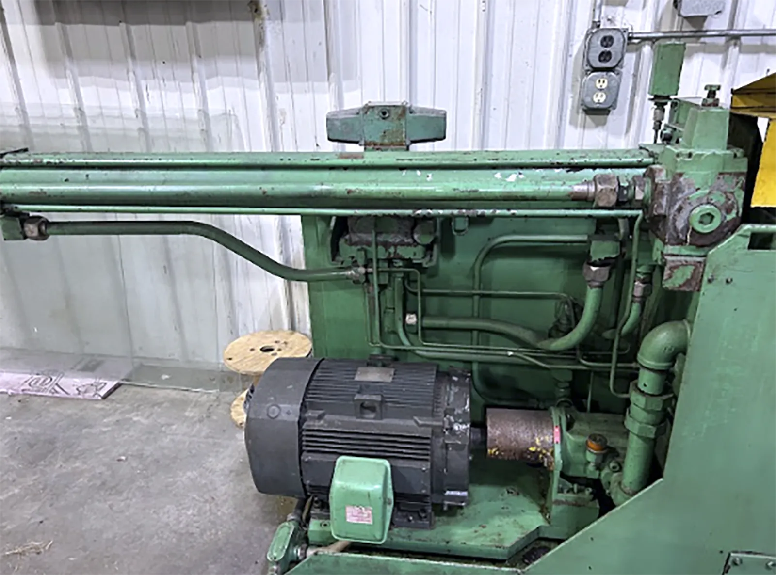 5 Ton x 48" stroke, Ohio, horizontal pull broaching machine, 4" bore diameter, 1976 - Image 10
