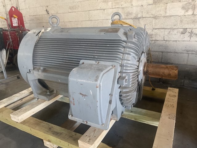 700 HP 1200 RPM Westinghouse, Frame 6808B, TEFC BB, 2300/4160 Volts - Image 2