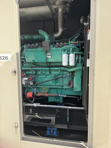 500 KW Cummins #500GFGB, Natural gas generator set, 277/480 Volts, 1800 RPM, GTA28 engine, EPA Certified - Image 3