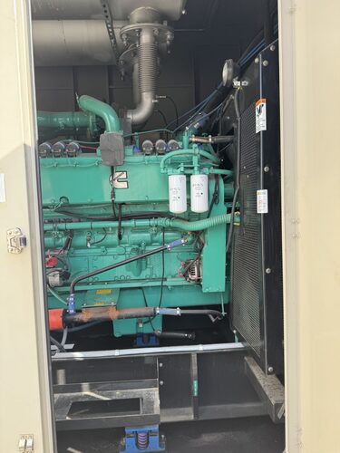 500 KW Cummins #500GFGB, Natural gas generator set, 277/480 Volts, 1800 RPM, GTA28 engine, EPA Certified - Image 4