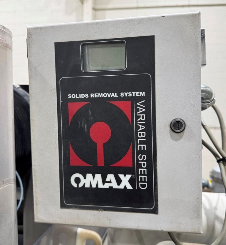Omax #2626 Jet Machining center, 46" x 31" table, 26" X, 26" Y, 8" Z, 30 HP, 60000 psi, 2018 - Image 5