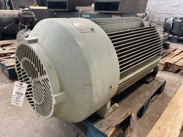 300 HP 3600 RPM Teco Westinghouse, Frame 449TSC, TEFC BB, 460 Volts - Image 2