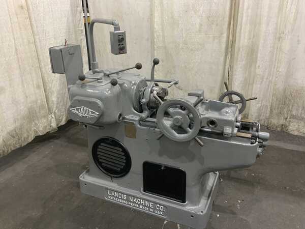 1/4" - 1" Landis #8R4762, lead screw pipe & bolt threader, 15" carriage travel, forward/reverse, 2 HP - Image 9