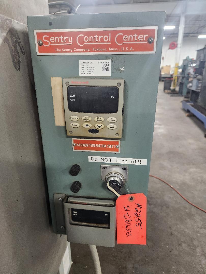 12" width x 8" H x 17.5" D Sentry Size 5 #AY, heat treat furnace, 2500°F, 220 V., 3-phase, 87 amps. - Image 9