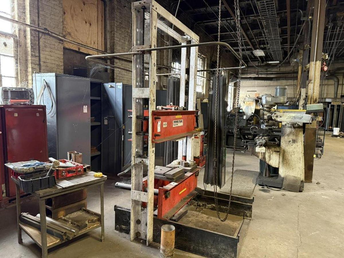 80/100 Ton, Power Team, H-frame hydraulic shop press, roll bed press, foot treadle activated - Image 3