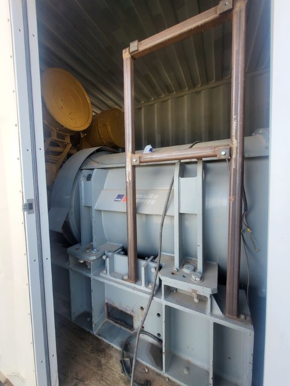 2500 KW, 1800 RPM, Marathon Electric Magna Power AC generator end, 4160 Volts - Image 1